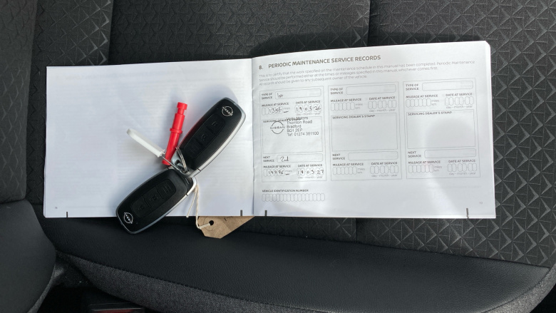 Nissan Juke 1.0 DiG-T N-Connecta 5dr Petrol Hatchback